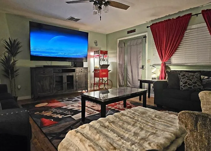 Hot Tub, Pool Table, Swing Sets, Theater, Kayaks Dom wakacyjny Page