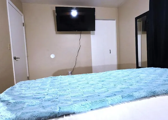 Hot Tub, Pool Table, Swing Sets, Theater, Kayaks